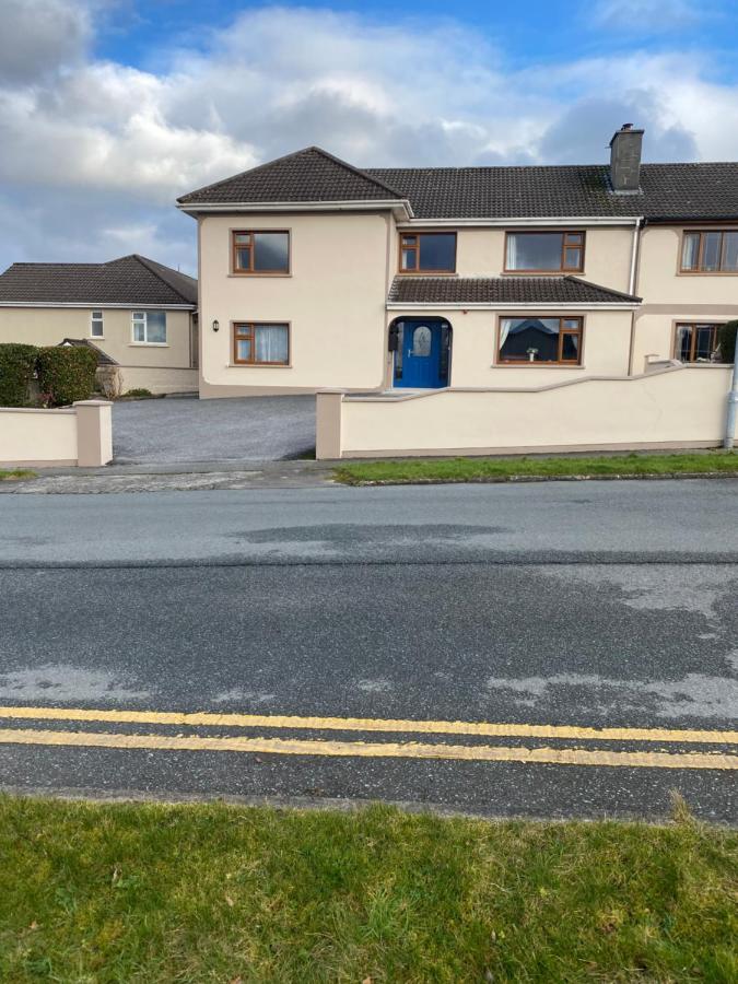 Algret House B&B exterior in Killarney