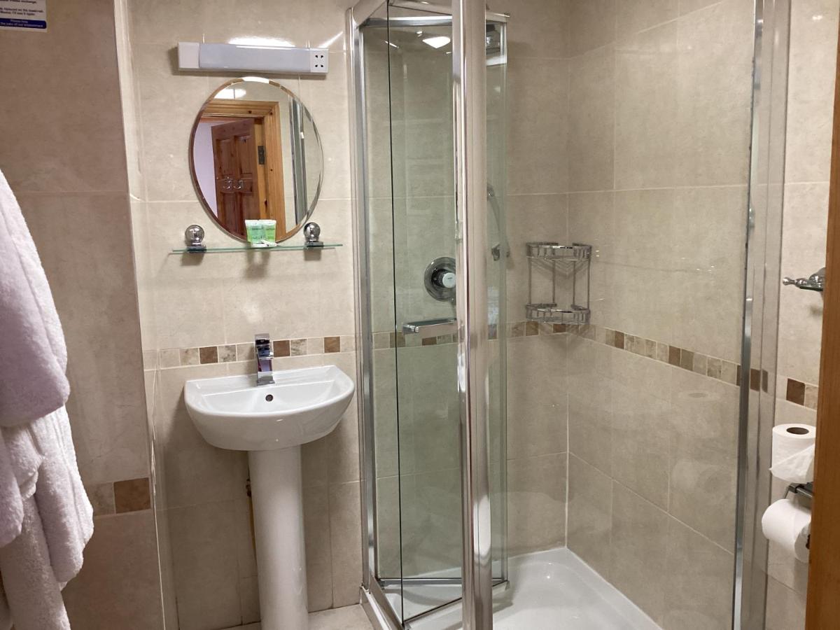 Ensuite bathroom with walk-in shower